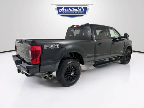 Used 2022 Ford F350 Lariat w/ Black Appearance Package AWD/4WD image 8