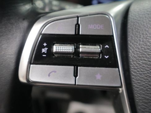 Used 2025 Kia Telluride S AWD/4WD image 32