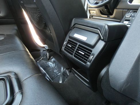 Used 2018 Land Rover Range Rover Evoque SE Dynamic image 39