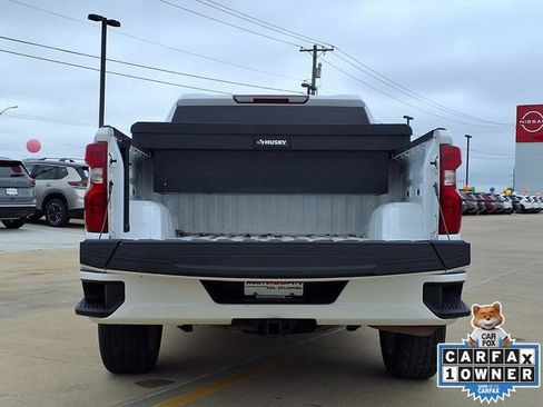Used 2023 Chevrolet Silverado 1500 Custom AWD/4WD image 19