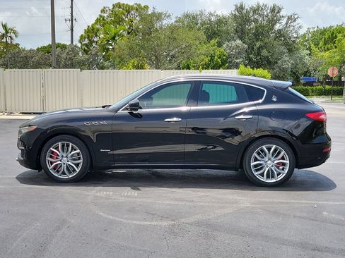 Used 2019 Maserati Levante S GranLusso AWD/4WD image 9