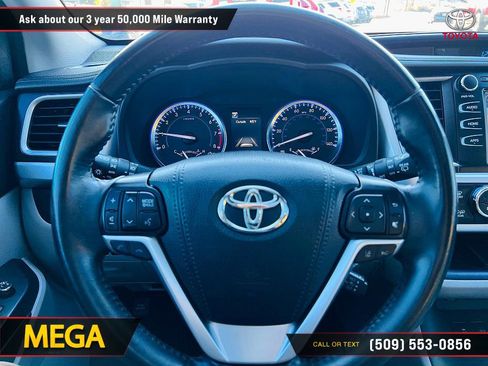 Used 2019 Toyota Highlander XLE image 33