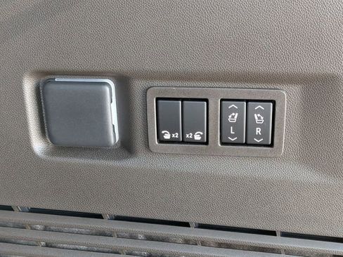 New 2026 GMC Yukon Elevation image 37