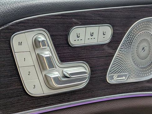 Certified 2022 Mercedes-Benz GLS 450 4MATIC image 12