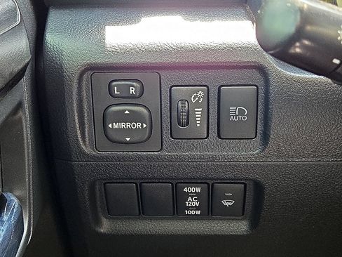 Used 2024 Toyota 4Runner TRD Off-Road Premium w/ Moonroof Package AWD/4WD image 25