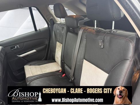 Used 2014 Ford Edge SEL w/ SEL Appearance Package image 21