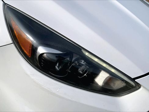 Used 2017 Ford Focus RS image 27