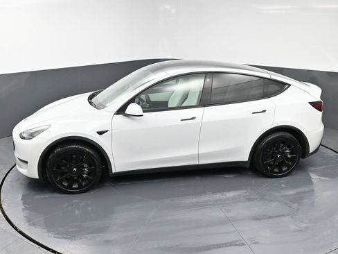 Used 2021 Tesla Model Y 2WD image 53