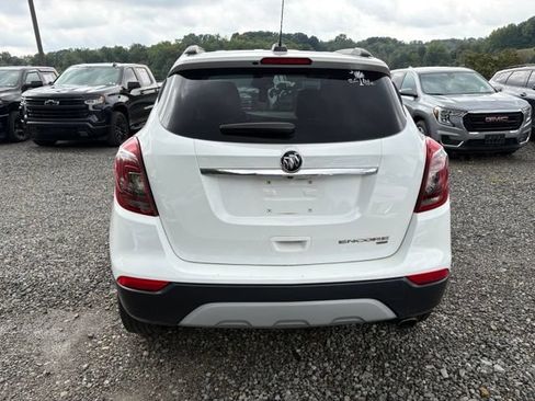 Used 2019 Buick Encore Essence AWD/4WD image 4