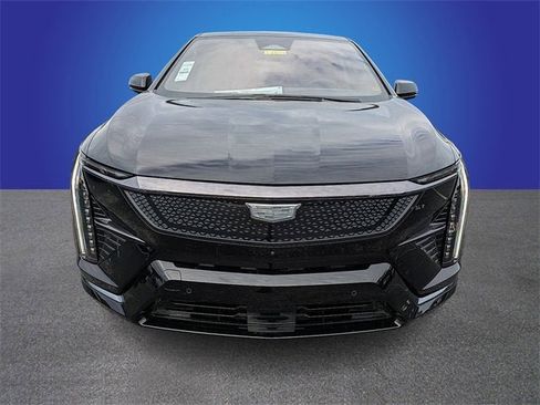 New 2026 Cadillac Optiq Sport 2 image 8
