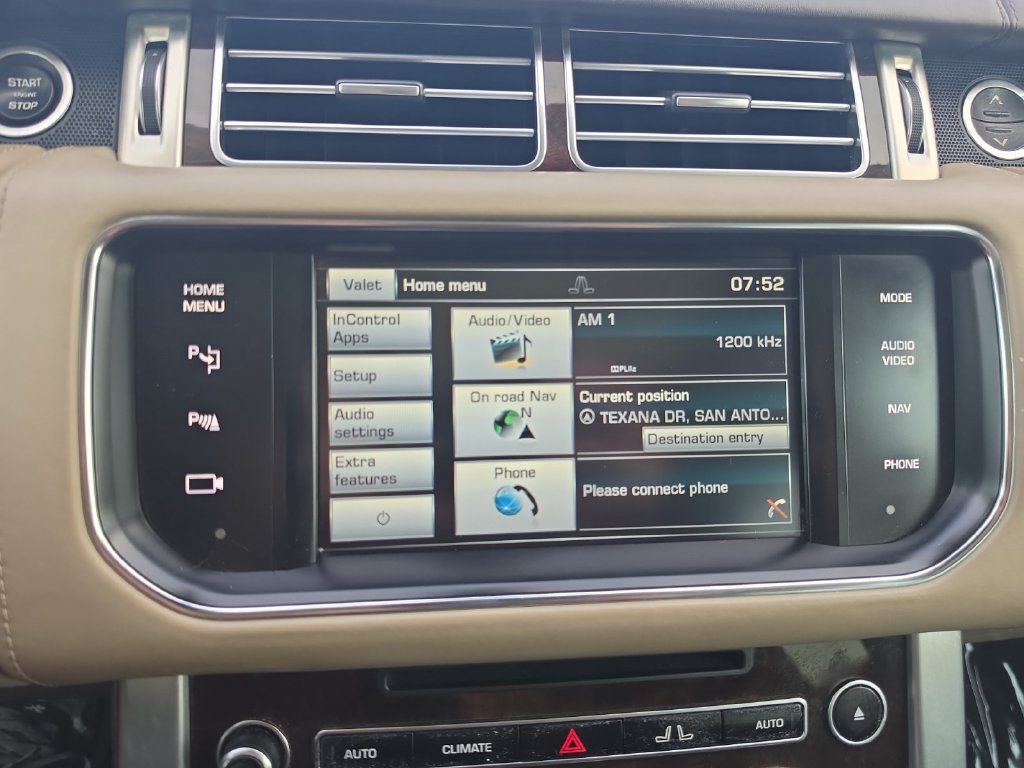 Used 2015 Land Rover Range Rover Autobiography AWD/4WD image 17