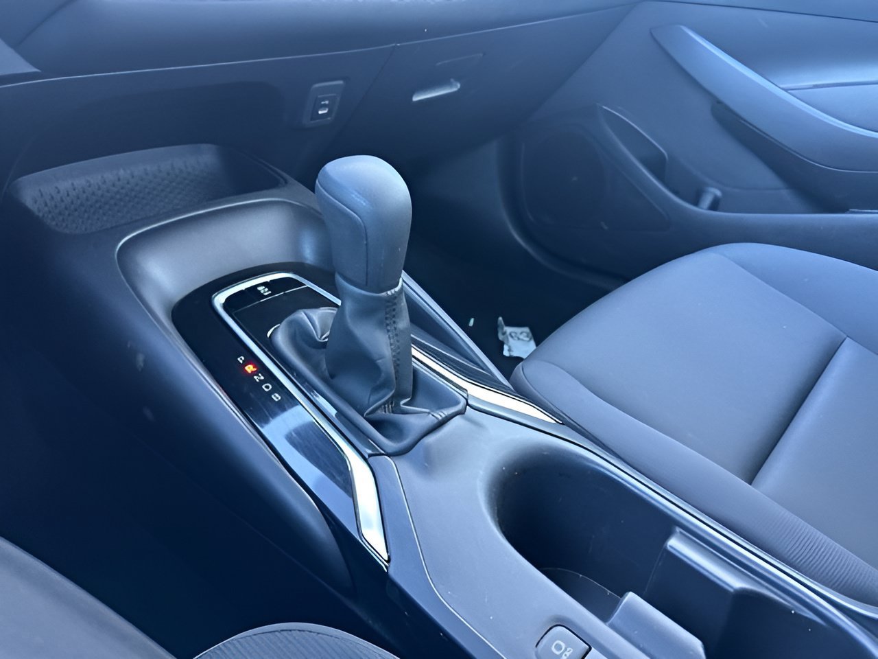 Used 2024 Toyota Corolla LE FWD image 22