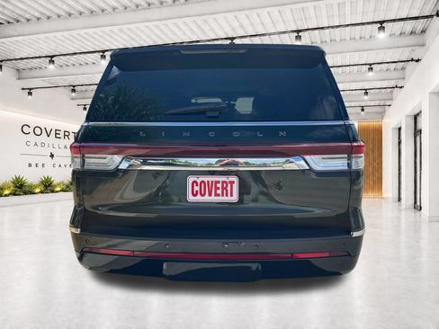 Used 2022 Lincoln Navigator L Black Label AWD/4WD image 8