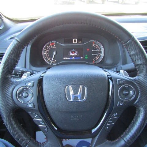 Used 2021 Honda Ridgeline Black Edition image 13