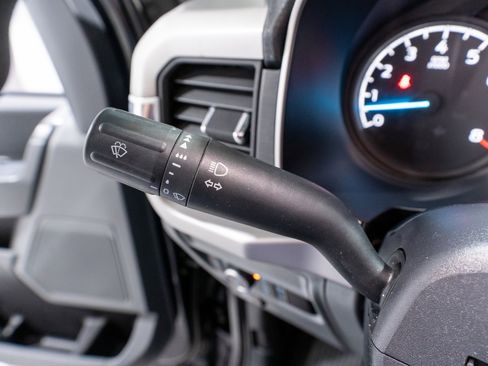 Used 2023 Ford F150 XLT image 30