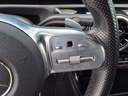 Used 2020 Mercedes-Benz CLA 250 image 33