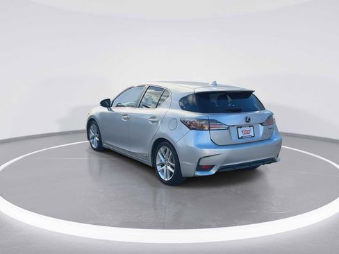 Used 2015 Lexus CT 200h image 6