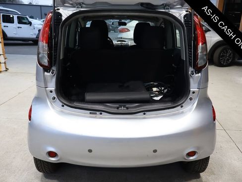 Used 2012 Mitsubishi i RWD image 8