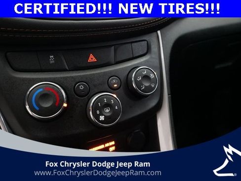 Used 2022 Chevrolet Trax LT w/ LT Convenience Package image 20