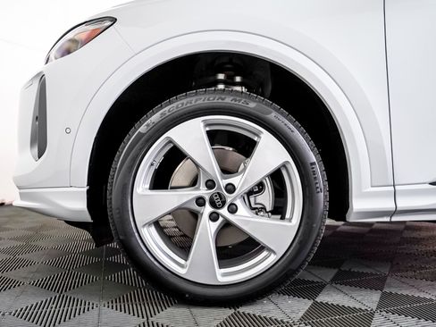 New 2025 Audi Q5 Premium Plus image 6