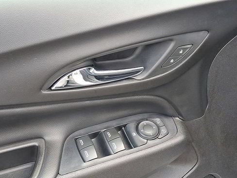Used 2019 Chevrolet Equinox LT AWD/4WD image 20