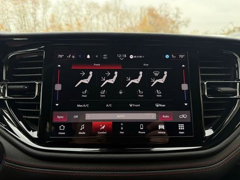 Used 2024 Dodge Durango GT image 36