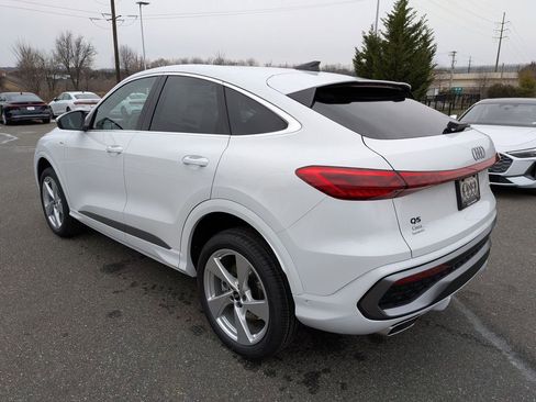 New 2025 Audi Q5 Premium Plus image 4