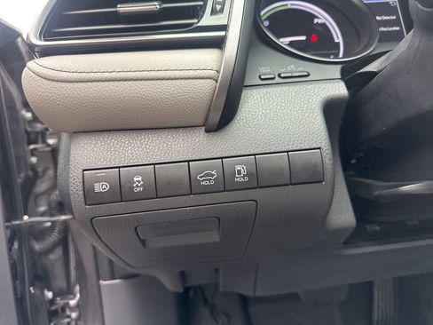 Used 2023 Toyota Camry SE image 20