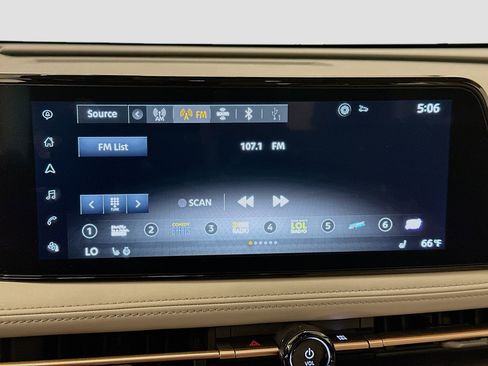 Used 2024 Nissan Ariya AWD image 21