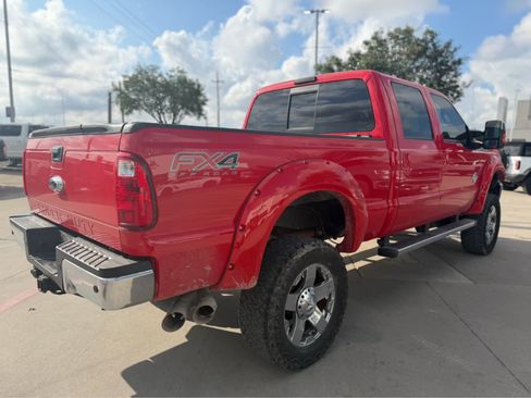 Used 2016 Ford F250 Lariat w/ Lariat Ultimate Package AWD/4WD image 3