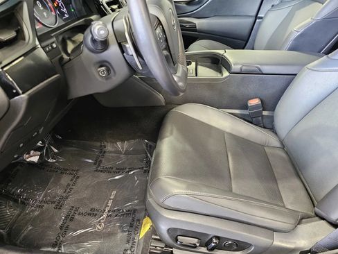Used 2024 Lexus ES 350 w/ Premium Package FWD image 14