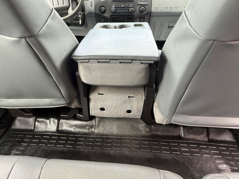 Used 2015 Ford F250 XL AWD/4WD image 18