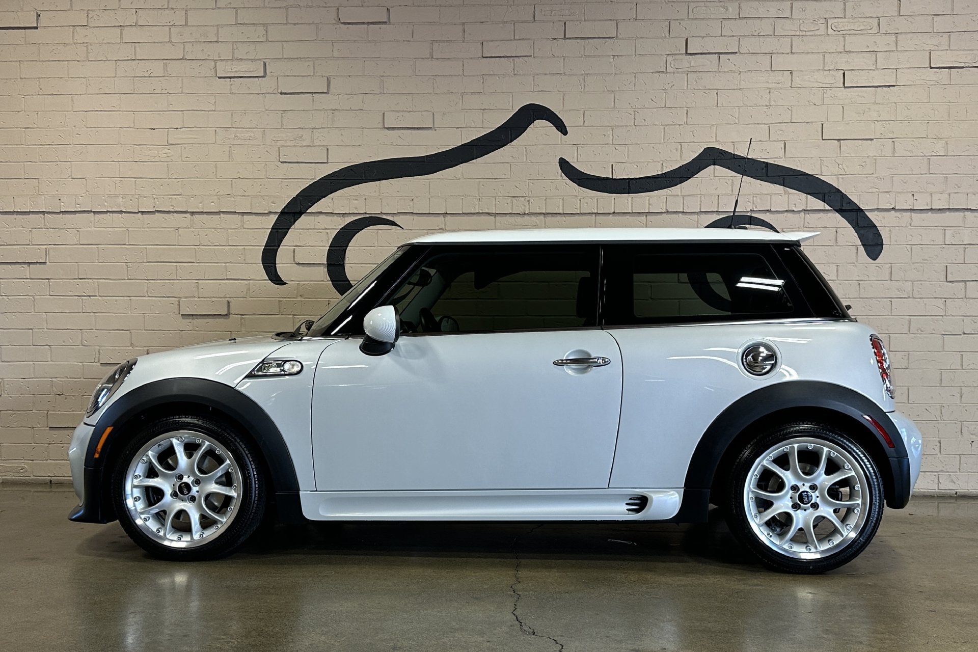 Used 2010 MINI Cooper S FWD image 12