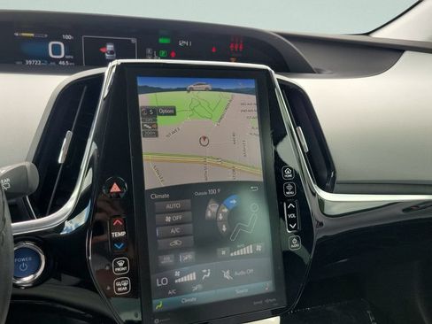 Used 2018 Toyota Prius Four Touring FWD image 14