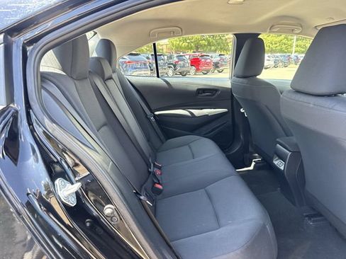 Used 2025 Toyota Corolla LE FWD image 29
