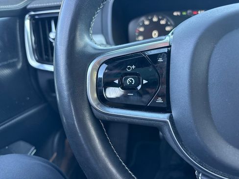Used 2021 Volvo S90 T6 R-Design w/ Advanced Package AWD/4WD image 24