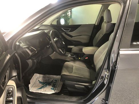 Used 2022 Subaru Forester AWD/4WD image 12