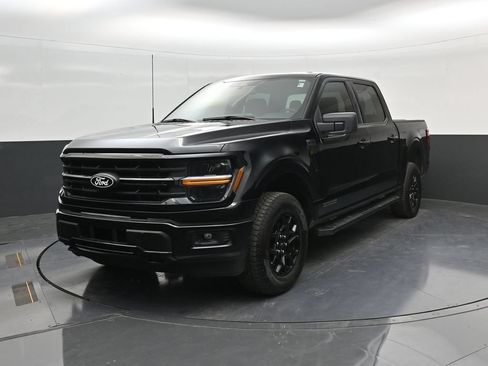 Used 2025 Ford F150 XLT w/ Equipment Group 301A Standard AWD/4WD image 3