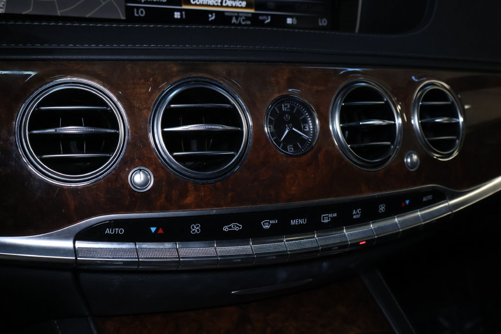 Used 2015 Mercedes-Benz S 550 4MATIC Sedan image 35