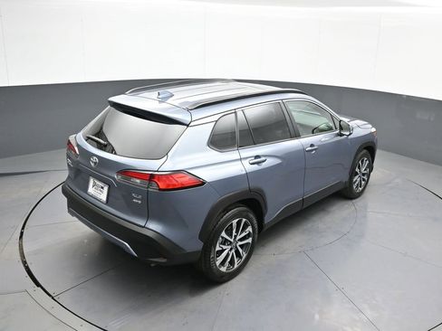Certified 2023 Toyota Corolla Cross XLE image 38