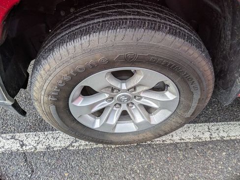 Used 2024 RAM 1500 Laramie image 27