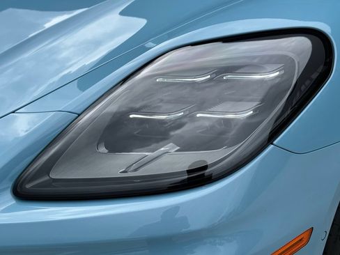 Certified 2026 Porsche Panamera 4 E-Hybrid AWD/4WD image 13