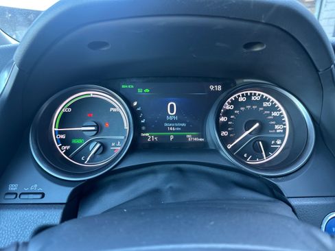 Used 2023 Toyota Camry XSE FWD image 17