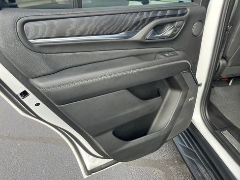 Used 2023 GMC Yukon Denali image 22