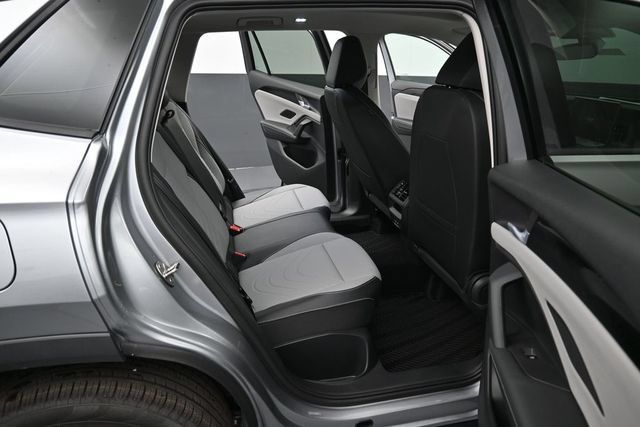 New 2026 Volkswagen Tiguan SE AWD/4WD image 13