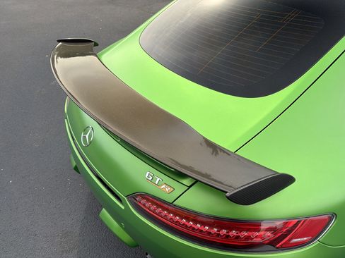 Used 2018 Mercedes-Benz AMG GT R image 22