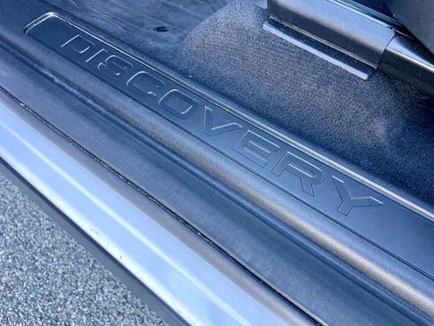 Certified 2025 Land Rover Discovery Sport S AWD/4WD image 39