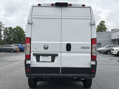 Used 2025 RAM ProMaster 3500 w/ Convenience Group FWD image 4