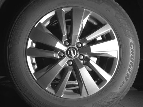 Used 2025 Nissan Pathfinder SV AWD/4WD image 14