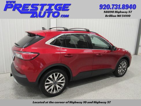 Used 2020 Ford Escape Titanium AWD/4WD image 4